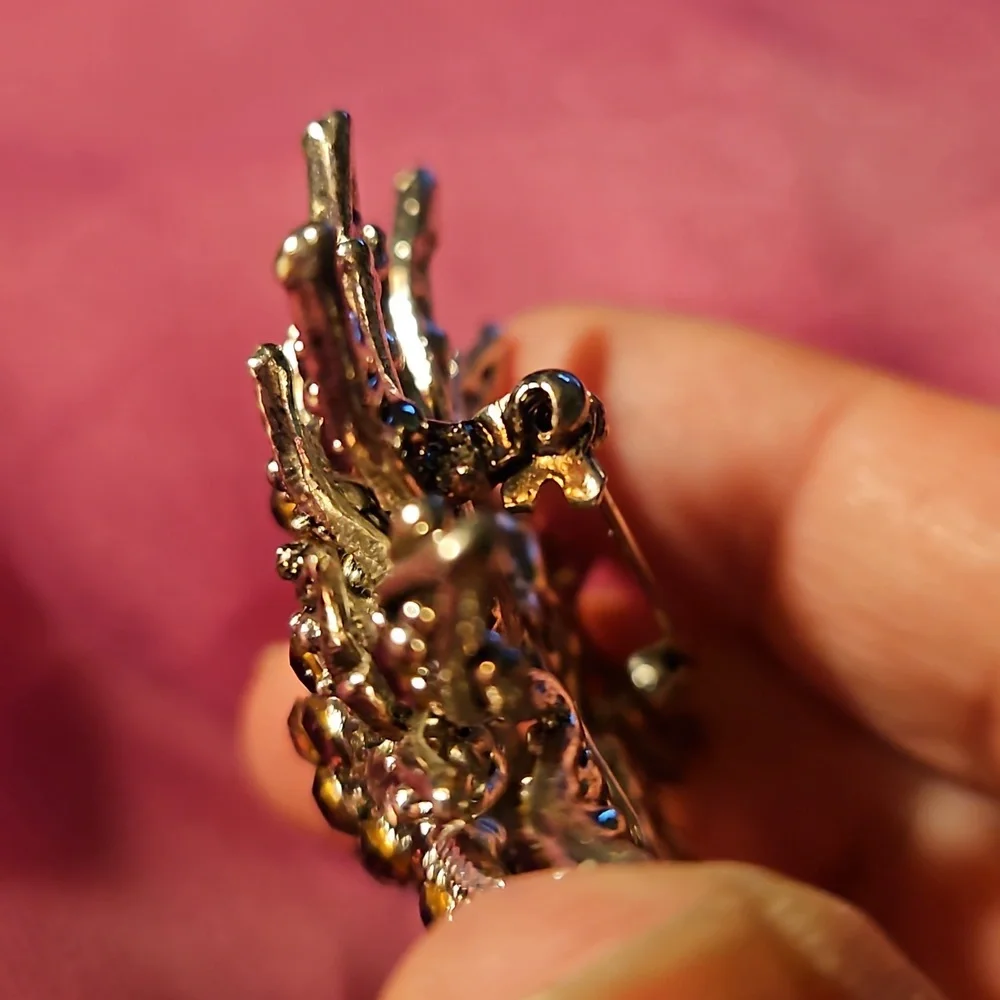 Vintage purple rhinestone brooch - Picture 4 of 5
